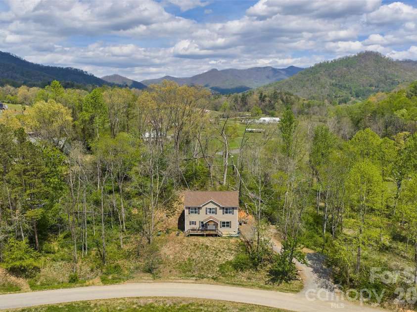 26 Brigman Road, Weaverville, NC 28787.  MLS# CAR4371036, YatesRealty ID 12559. 