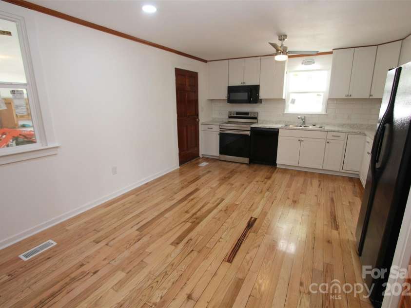 306 Burnsville Street, Wadesboro, NC 28170.  MLS# CAR4247429, YatesRealty ID 12560. 