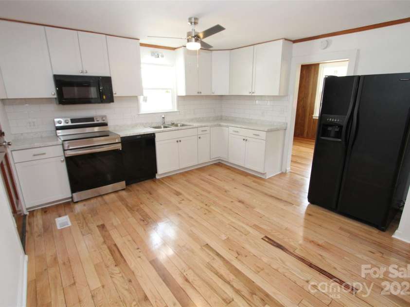 306 Burnsville Street, Wadesboro, NC 28170.  MLS# CAR4247429, YatesRealty ID 12560. 