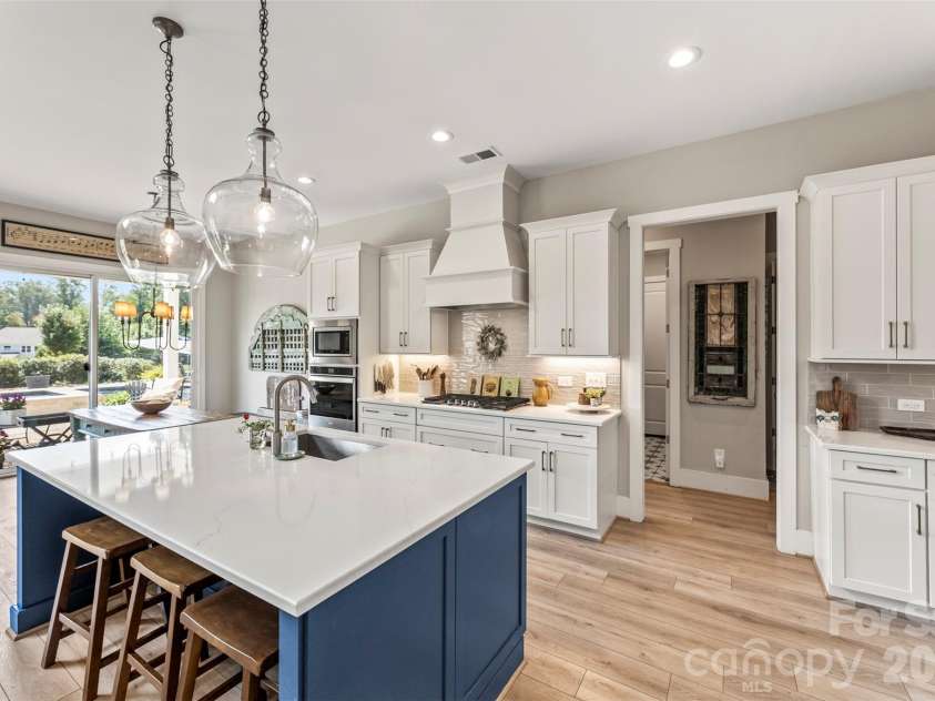 148 Cherry Crossing Lane, Belmont, NC 28012.  MLS# CAR4349564, YatesRealty ID 12563. 
