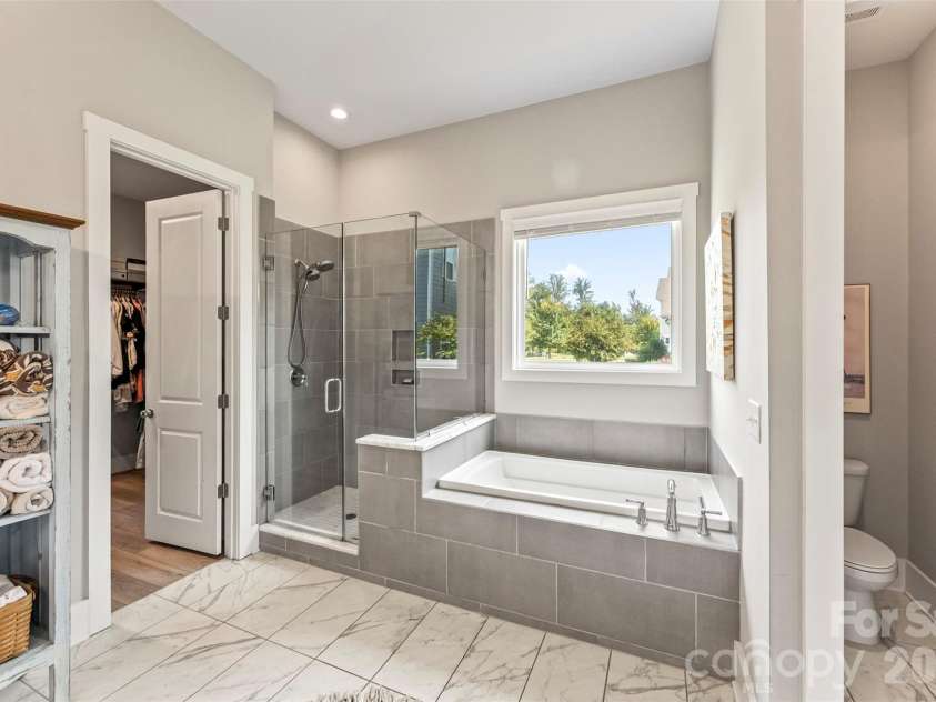 148 Cherry Crossing Lane, Belmont, NC 28012.  MLS# CAR4349564, YatesRealty ID 12563. 