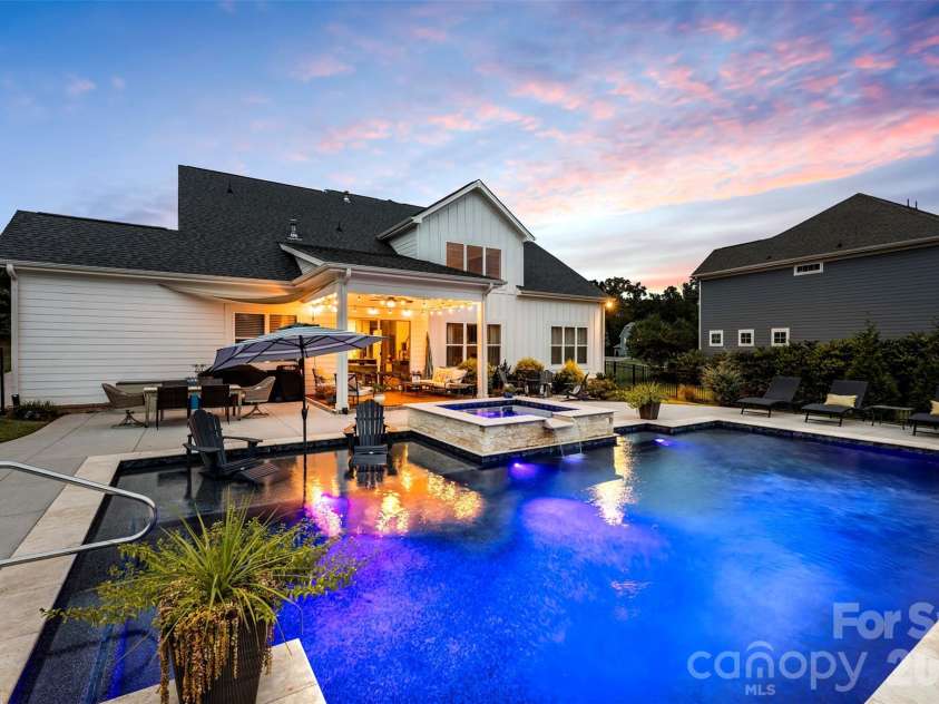 148 Cherry Crossing Lane, Belmont, NC 28012.  MLS# CAR4349564, YatesRealty ID 12563. 