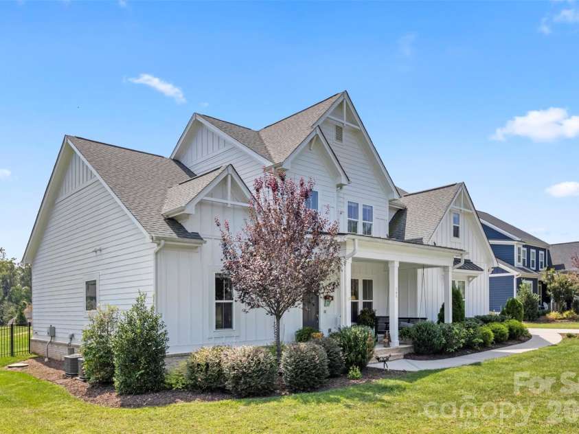 148 Cherry Crossing Lane, Belmont, NC 28012.  MLS# CAR4349564, YatesRealty ID 12563. 