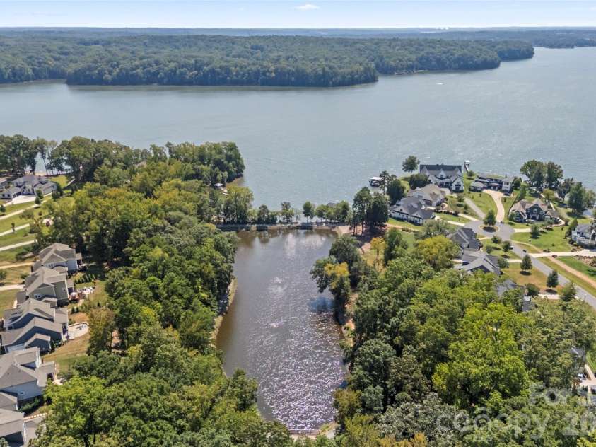 148 Cherry Crossing Lane, Belmont, NC 28012.  MLS# CAR4349564, YatesRealty ID 12563. 