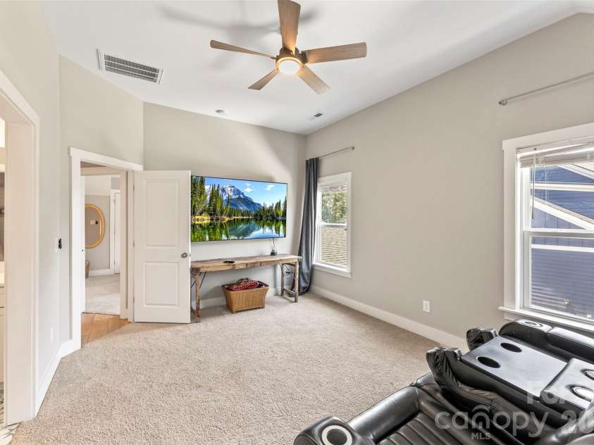 148 Cherry Crossing Lane, Belmont, NC 28012.  MLS# CAR4349564, YatesRealty ID 12563. 