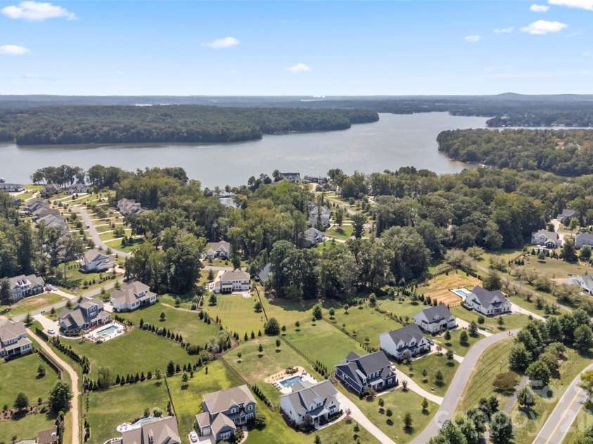 148 Cherry Crossing Lane, Belmont, NC 28012.  MLS# CAR4349564, YatesRealty ID 12563. 