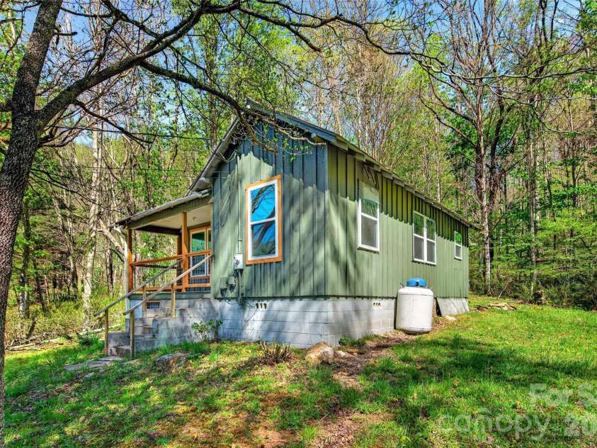 488 Cad Campbell Road, Bakersville, NC 28705.  MLS# CAR4370860, YatesRealty ID 12564. 