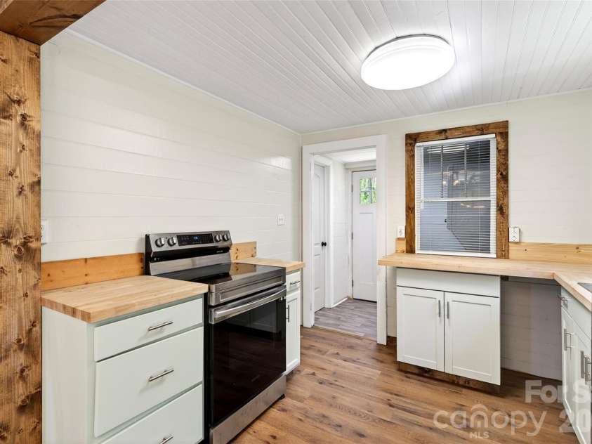 488 Cad Campbell Road, Bakersville, NC 28705.  MLS# CAR4370860, YatesRealty ID 12564. 