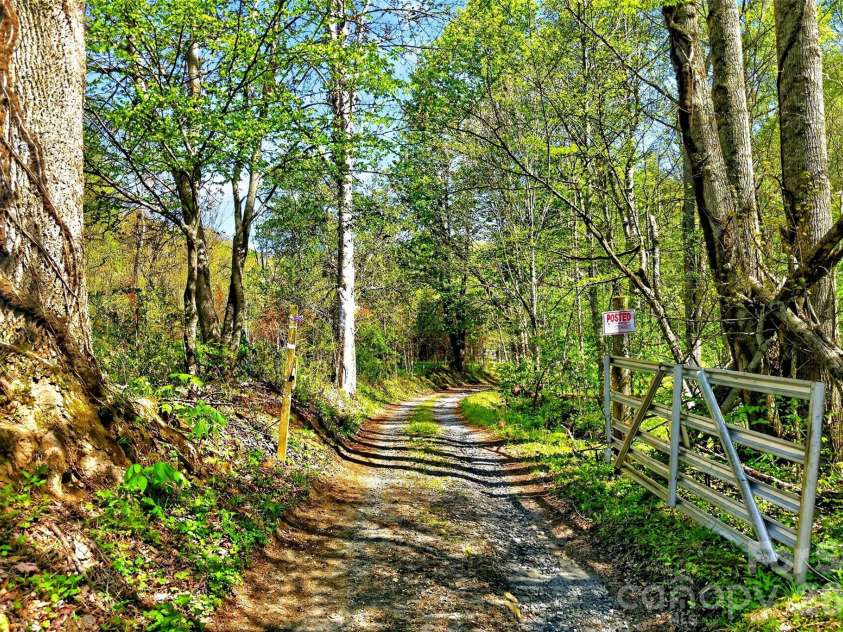488 Cad Campbell Road, Bakersville, NC 28705.  MLS# CAR4370860, YatesRealty ID 12564. 