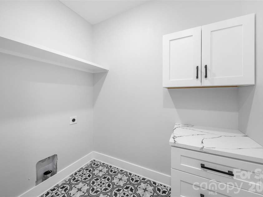 1132 Reba Lane, Kannapolis, NC 28081.  MLS# CAR4397783, YatesRealty ID 12565. 