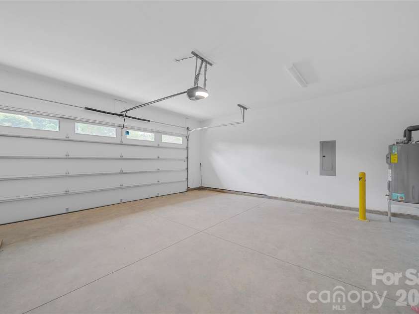 1132 Reba Lane, Kannapolis, NC 28081.  MLS# CAR4397783, YatesRealty ID 12565. 