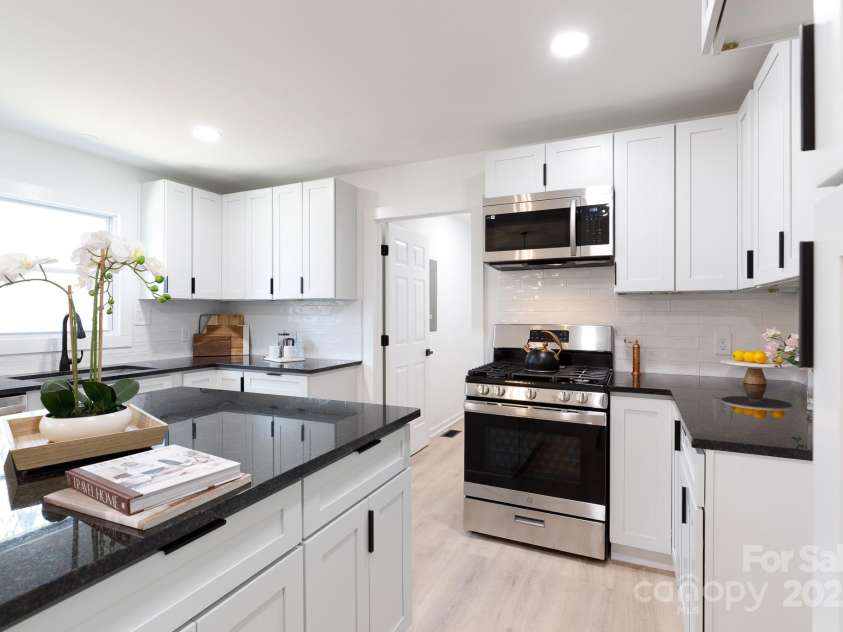 1757 Ashcroft Lane, Rock Hill, SC 29732.  MLS# CAR4252242, YatesRealty ID 12566. 