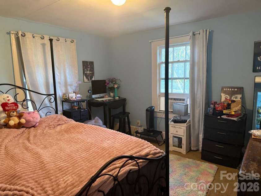4932 Jane Avenue, Charlotte, NC 28269.  MLS# CAR4359077, YatesRealty ID 12566. 