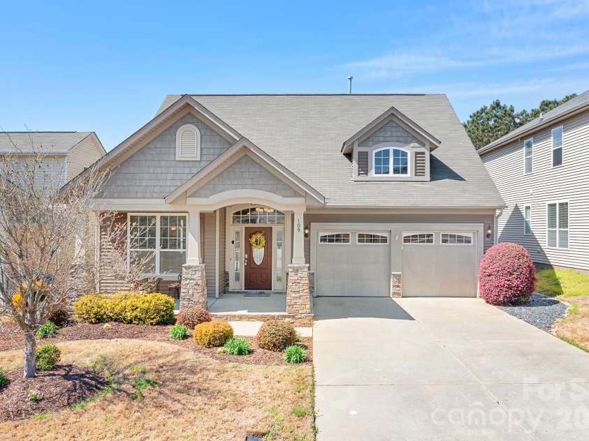 109 Edenton Lane, Mooresville, NC 28117.  MLS# CAR4361230, YatesRealty ID 12567. 