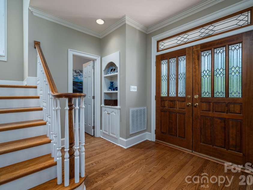 1242 Lochshire Lane, Gastonia, NC 28054.  MLS# CAR4366491, YatesRealty ID 12568. 