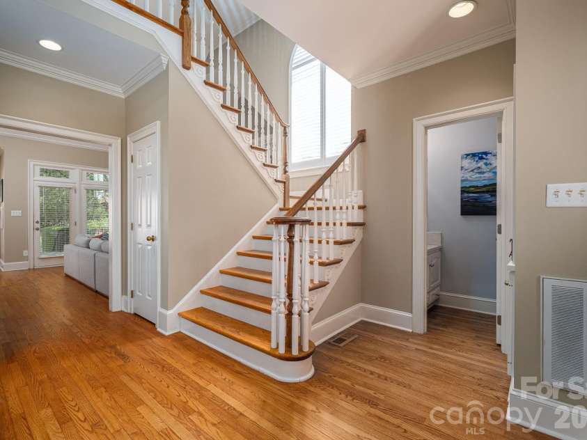 1242 Lochshire Lane, Gastonia, NC 28054.  MLS# CAR4366491, YatesRealty ID 12568. 