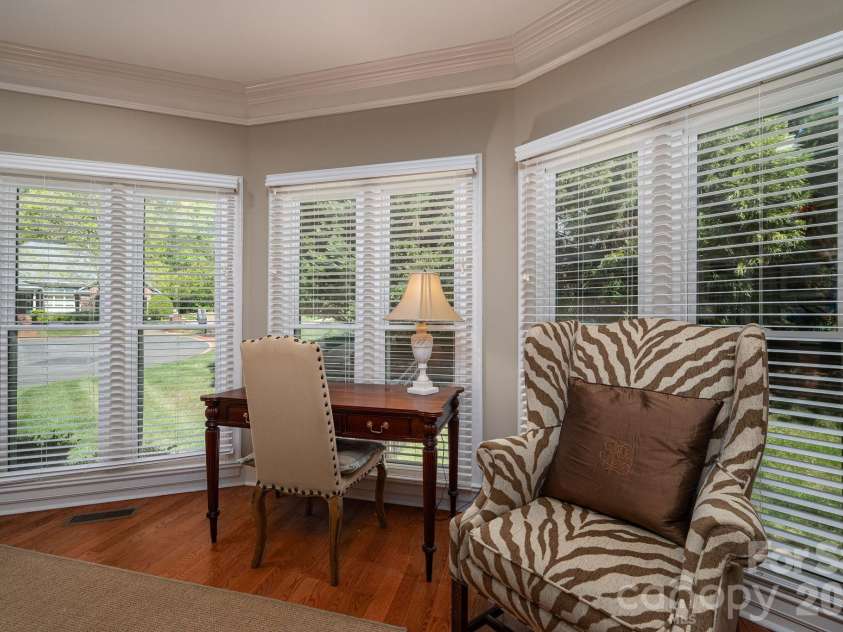 1242 Lochshire Lane, Gastonia, NC 28054.  MLS# CAR4366491, YatesRealty ID 12568. 