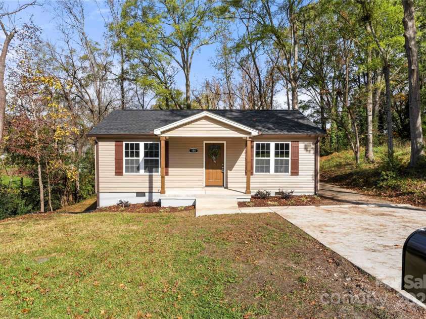 108 Maryland Avenue, Bessemer City, NC 28016.  MLS# CAR4199218, YatesRealty ID 12569. 