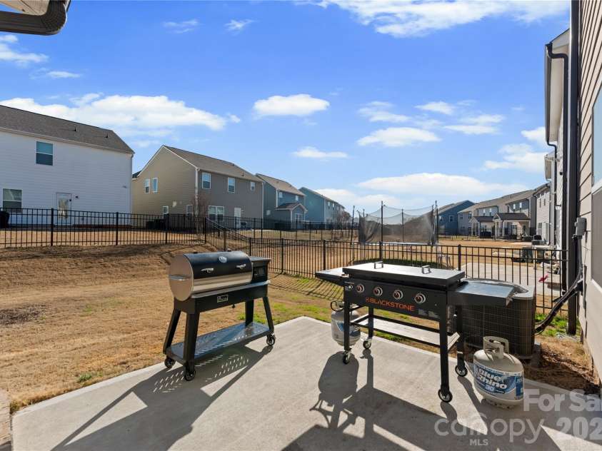 567 Scotch Meadows Loop, Monroe, NC 28110.  MLS# CAR4355238, YatesRealty ID 12569. 