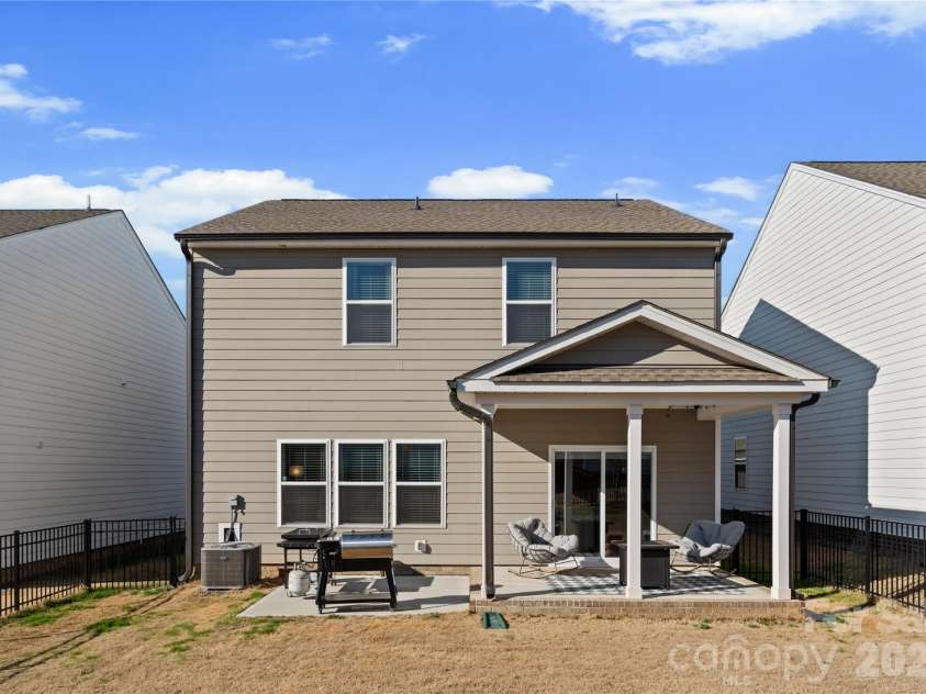 567 Scotch Meadows Loop, Monroe, NC 28110.  MLS# CAR4355238, YatesRealty ID 12569. 