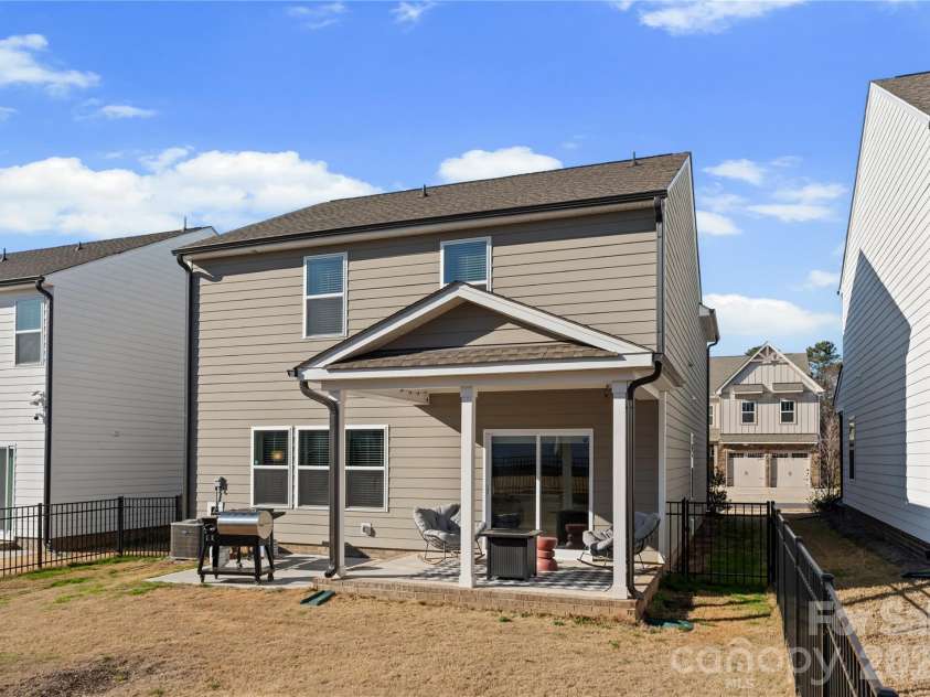 567 Scotch Meadows Loop, Monroe, NC 28110.  MLS# CAR4355238, YatesRealty ID 12569. 