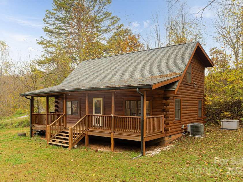 16 Mieko Drive, Candler, NC 28715.  MLS# CAR4195556, YatesRealty ID 1257. 