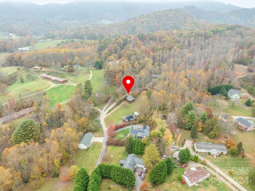 16 Mieko Drive, Candler, NC 28715.  MLS# CAR4195556, YatesRealty ID 1257. 