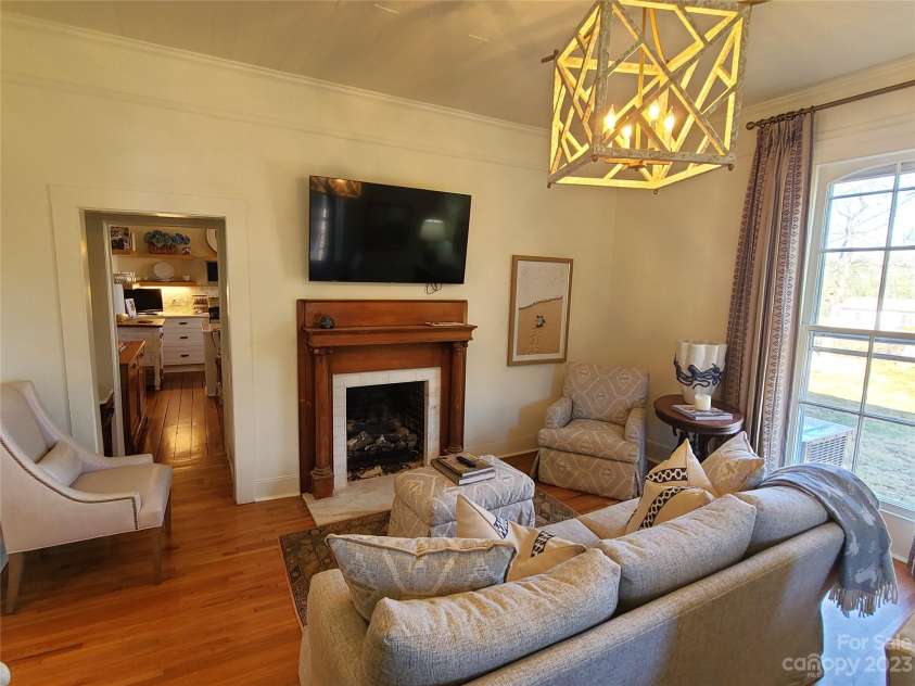 902 Ashe Avenue, Newton, NC 28658.  MLS# CAR4103600, YatesRealty ID 1257. 