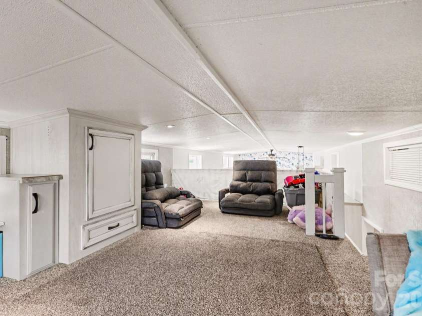 130 Eagle Drive, New London, NC 28127.  MLS# CAR4356217, YatesRealty ID 12570. 