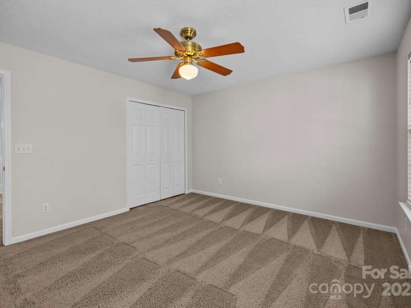 11929 Kings Castle Court, Charlotte, NC 28277.  MLS# CAR4240626, YatesRealty ID 12571. 