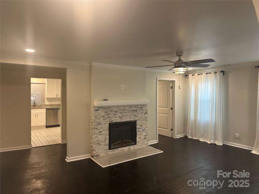 1401 Anderson Street, Charlotte, NC 28205.  MLS# CAR4245310, YatesRealty ID 12572. 