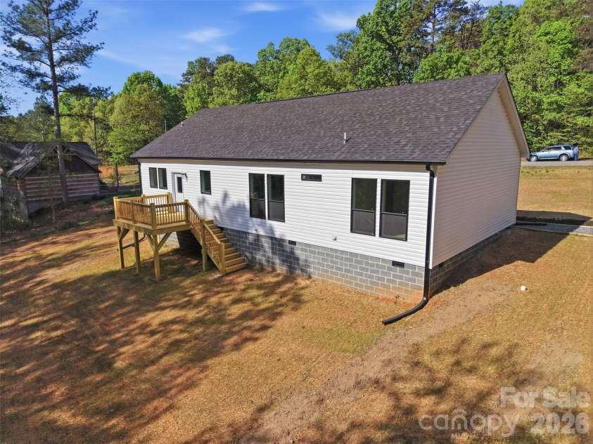 245 White Point Lane, Taylorsville, NC 28681.  MLS# CAR4368944, YatesRealty ID 12573. 