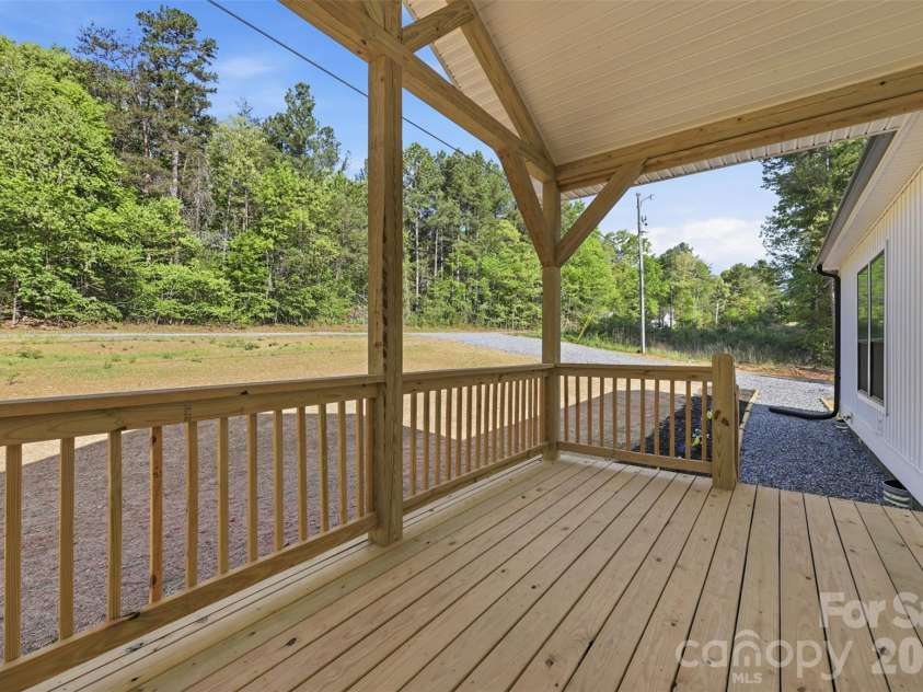 245 White Point Lane, Taylorsville, NC 28681.  MLS# CAR4368944, YatesRealty ID 12573. 