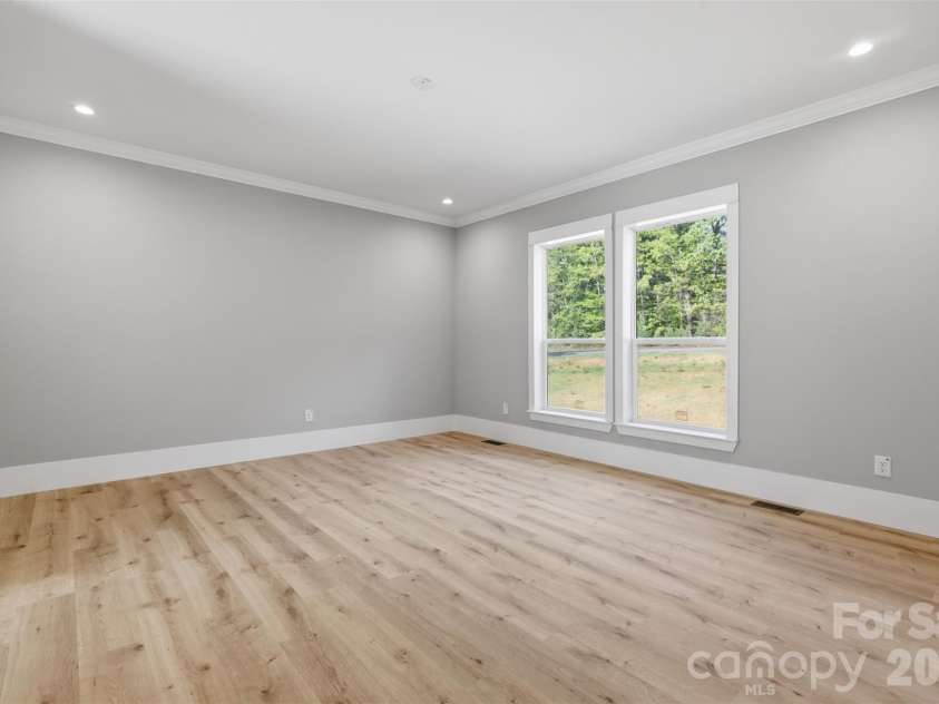 245 White Point Lane, Taylorsville, NC 28681.  MLS# CAR4368944, YatesRealty ID 12573. 