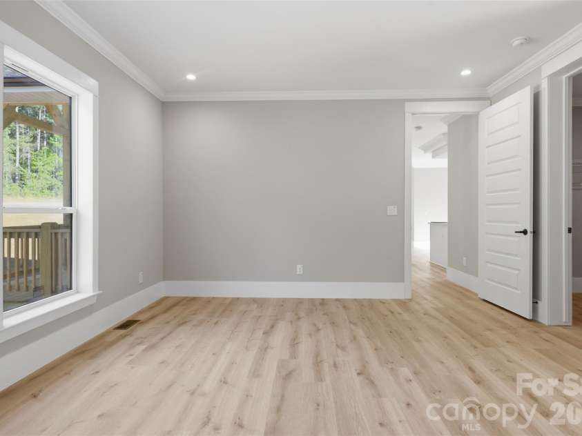 245 White Point Lane, Taylorsville, NC 28681.  MLS# CAR4368944, YatesRealty ID 12573. 