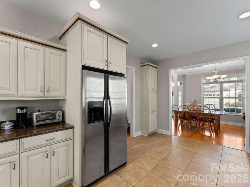 22 Florian Lane, Fletcher, NC 28732.  MLS# CAR4279113, YatesRealty ID 12574. 