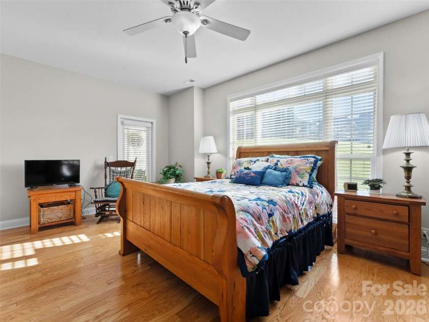 22 Florian Lane, Fletcher, NC 28732.  MLS# CAR4279113, YatesRealty ID 12574. 