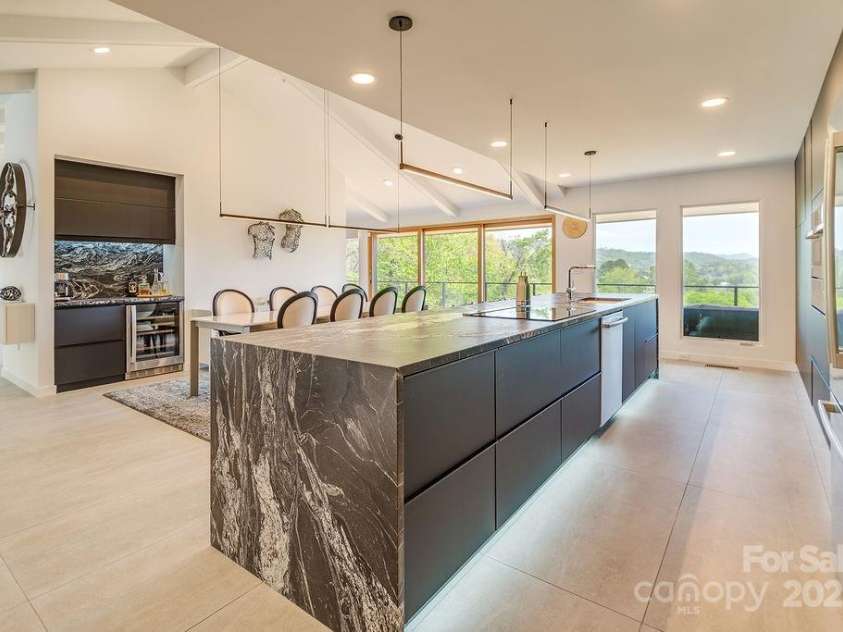 480 Windsor Road, Asheville, NC 28804.  MLS# CAR4246096, YatesRealty ID 12574. Kohler Prolific Work Station Sink