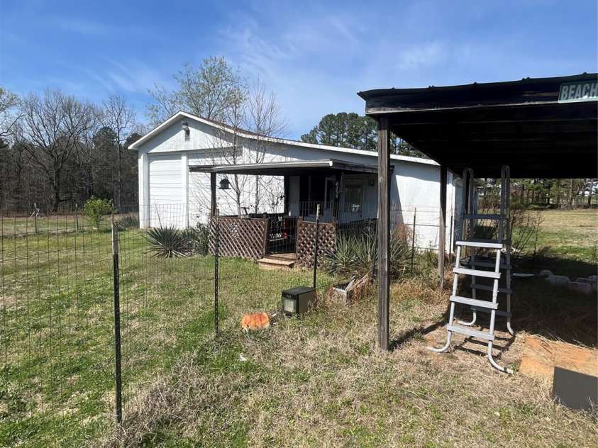 1021 Ebenezer Road, Kannapolis, NC 28083.  MLS# CAR4354489, YatesRealty ID 12575. 