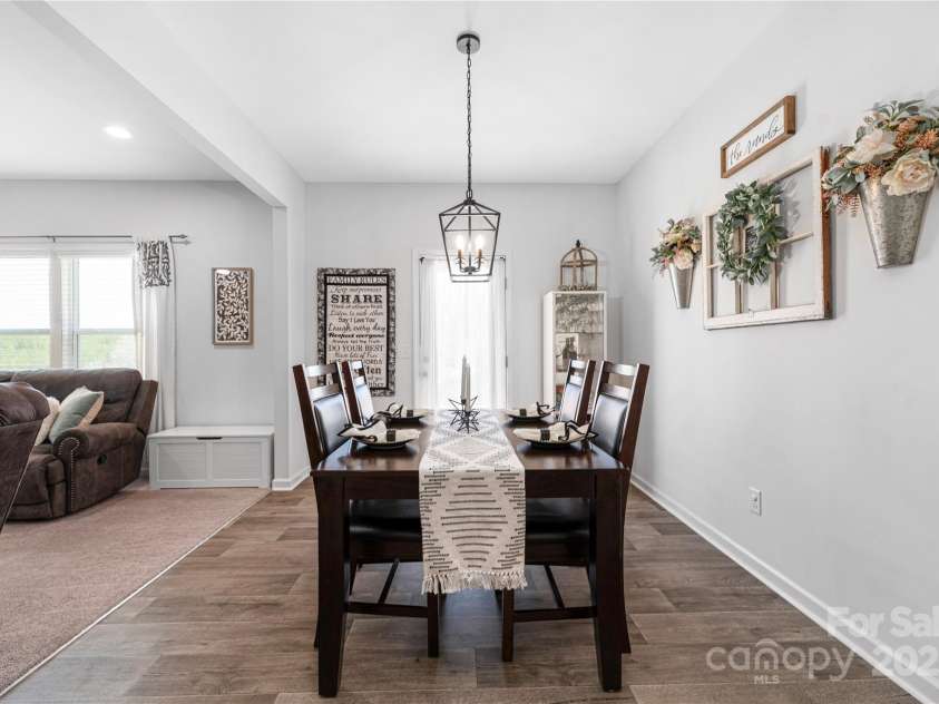 206 Hidden Lakes Road, Statesville, NC 28677.  MLS# CAR4235894, YatesRealty ID 12577. 