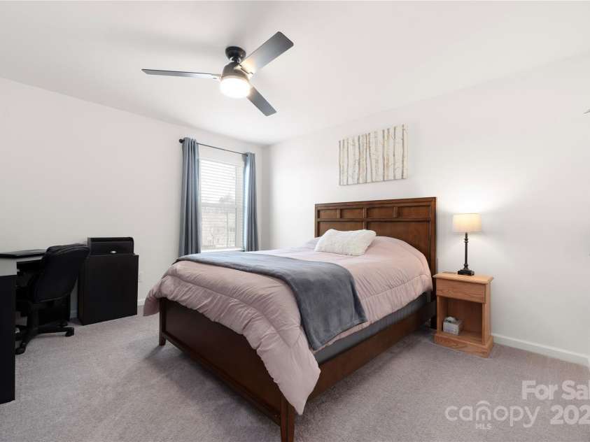 206 Hidden Lakes Road, Statesville, NC 28677.  MLS# CAR4235894, YatesRealty ID 12577. 