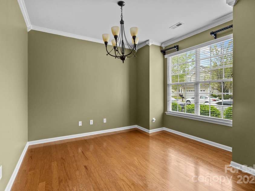 1001 Woodglen Lane, Matthews, NC 28104.  MLS# CAR4244748, YatesRealty ID 12578. 