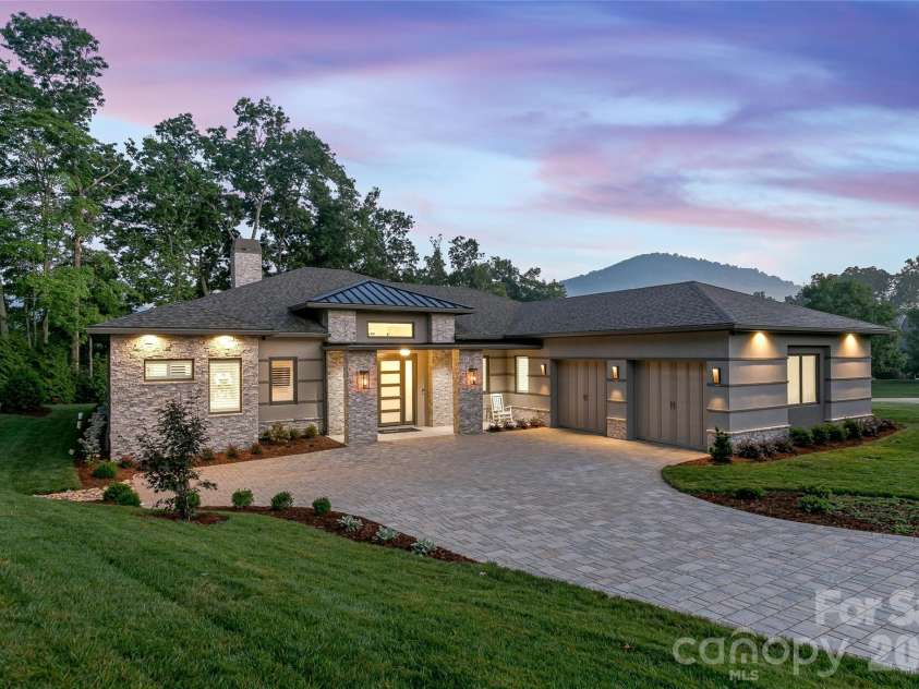 61 Running Creek Trail, Arden, NC 28704.  MLS# CAR4364084, YatesRealty ID 12578. 