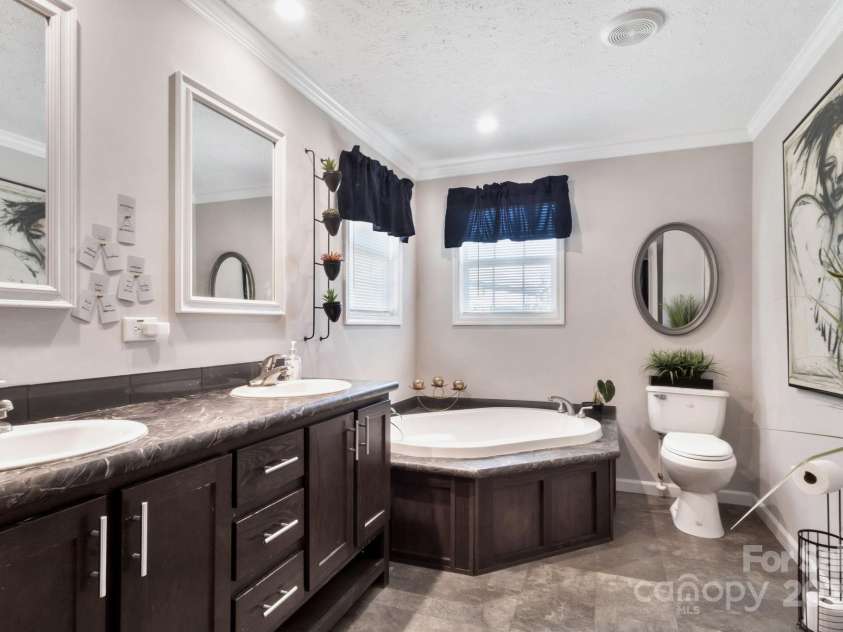 8742 Belt Lane, Fort Mill, SC 29707.  MLS# CAR4231019, YatesRealty ID 12579. 