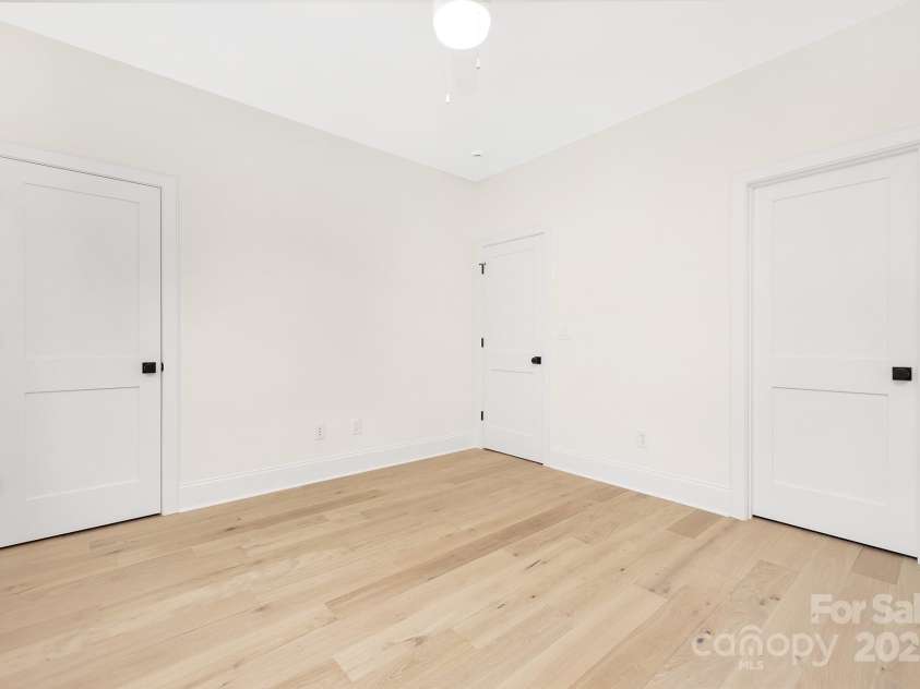 514 Cama Street, Charlotte, NC 28209.  MLS# CAR4304157, YatesRealty ID 12582. 