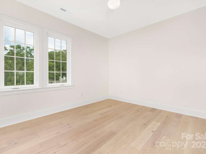 514 Cama Street, Charlotte, NC 28209.  MLS# CAR4304157, YatesRealty ID 12582. 