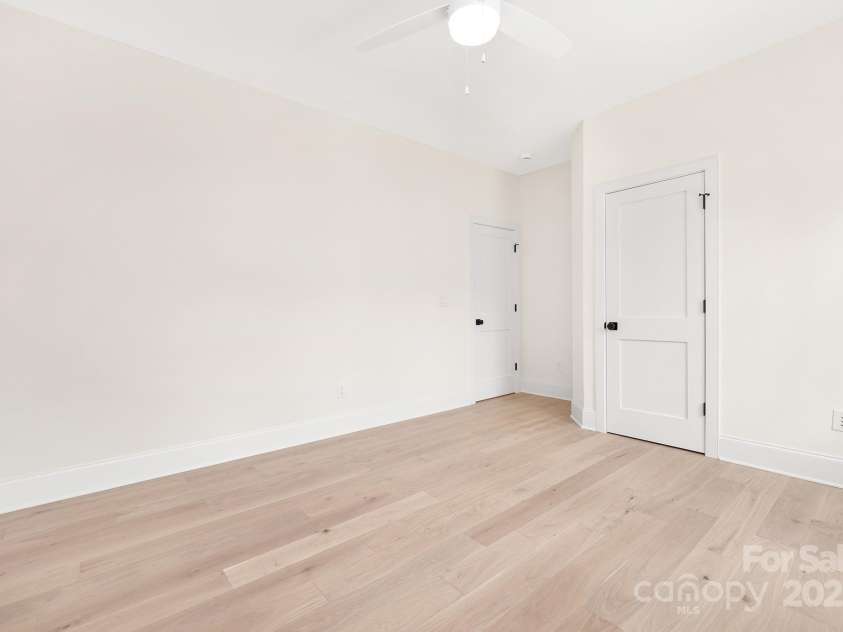 514 Cama Street, Charlotte, NC 28209.  MLS# CAR4304157, YatesRealty ID 12582. 