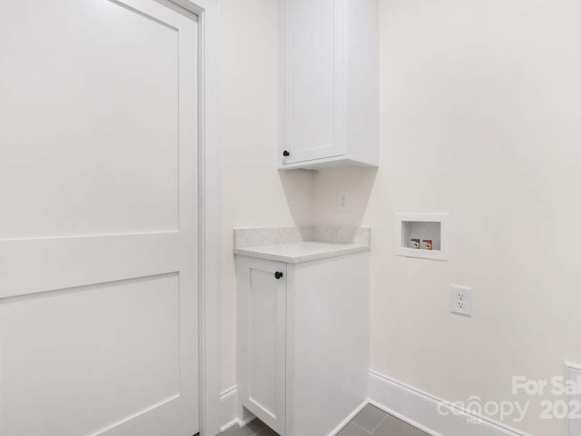 514 Cama Street, Charlotte, NC 28209.  MLS# CAR4304157, YatesRealty ID 12582. 