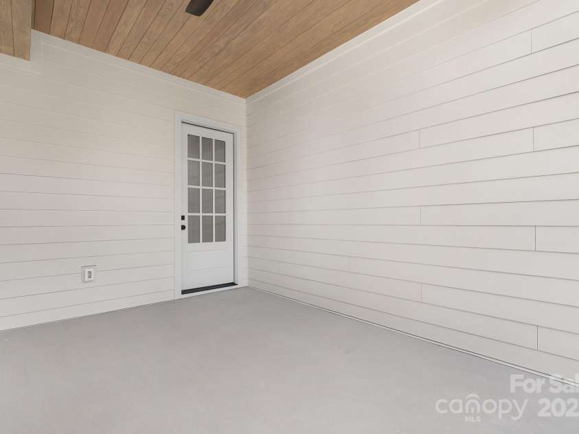 514 Cama Street, Charlotte, NC 28209.  MLS# CAR4304157, YatesRealty ID 12582. 