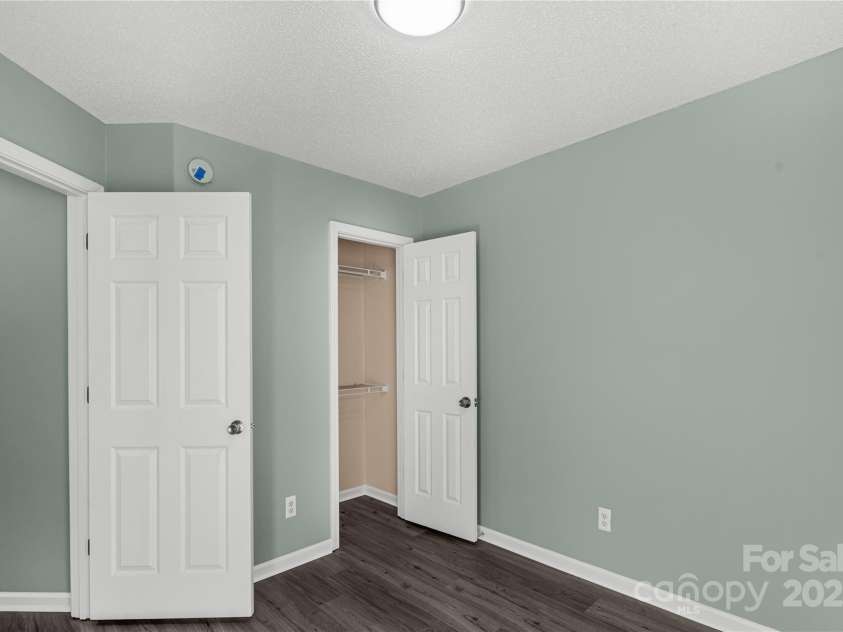8421 Kings Creek Drive, Charlotte, NC 28273.  MLS# CAR4234070, YatesRealty ID 12582. 